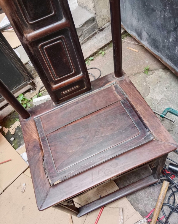 上海红木家具维修翻新价格